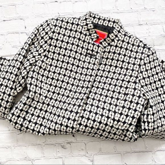 isaac mizrahi for target Jackets & Blazers - Isaac Mizrahi for Target Black & White Blazer